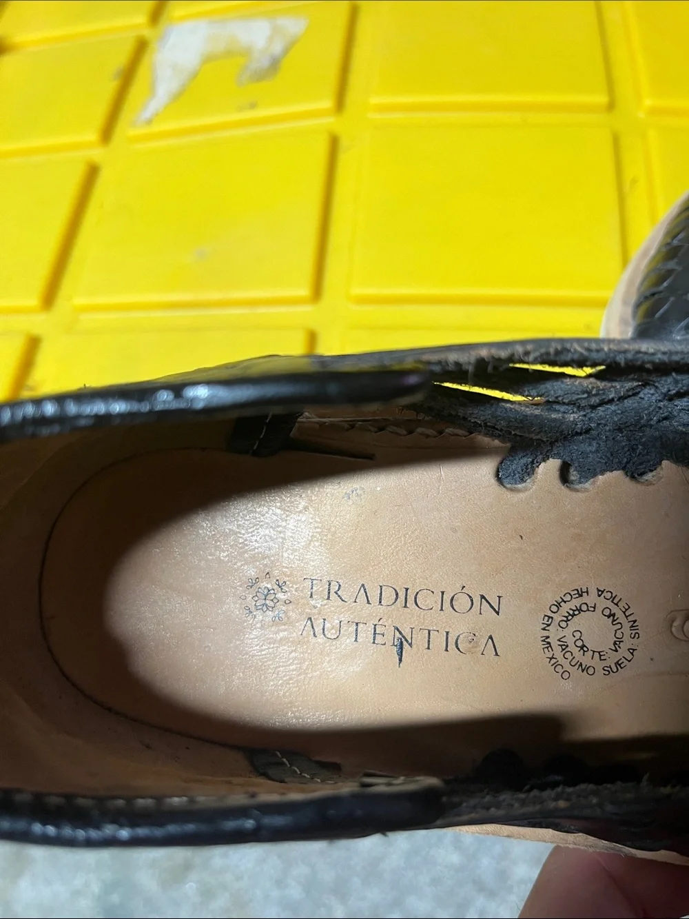 Black Leather Fisherman Sandals (Huaraches)